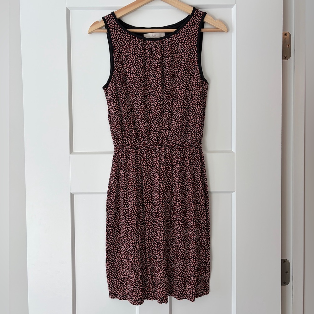 LOFT Sleeveless Casual Dress